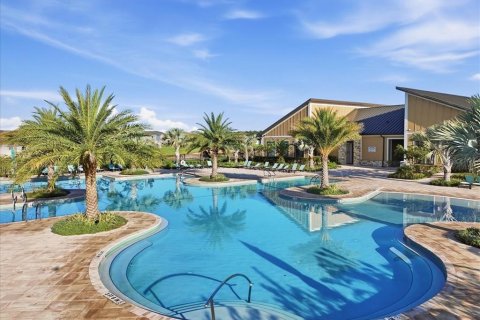 Villa ou maison à vendre à Eagle Lake, Floride: 4 chambres, 187.2 m2 № 2389291 - photo 30
