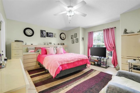 House in Leesburg, Florida 3 bedrooms, 191.84 sq.m. № 1915418 - photo 12