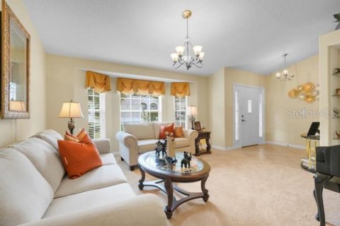 House in Leesburg, Florida 3 bedrooms, 191.84 sq.m. № 1915418 - photo 13