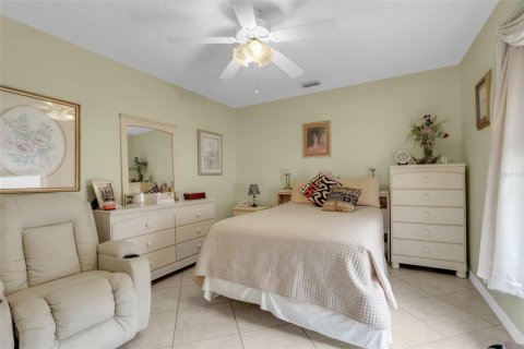 House in Leesburg, Florida 3 bedrooms, 191.84 sq.m. № 1915418 - photo 22