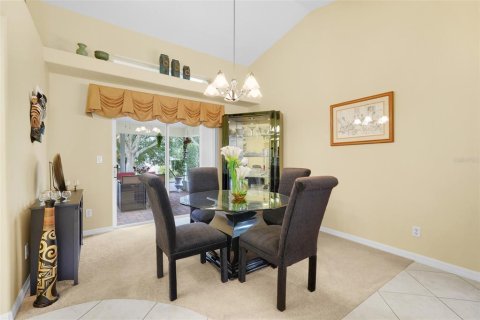 House in Leesburg, Florida 3 bedrooms, 191.84 sq.m. № 1915418 - photo 15