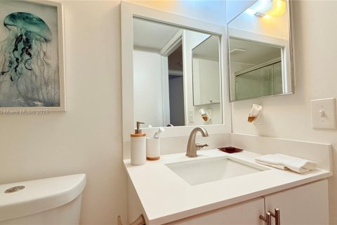 Condominio en venta en Pembroke Pines, Florida, 2 dormitorios, 88.54 m2 № 1861189 - foto 13