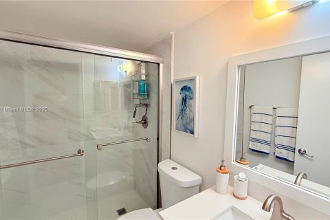 Condominio en venta en Pembroke Pines, Florida, 2 dormitorios, 88.54 m2 № 1861189 - foto 14