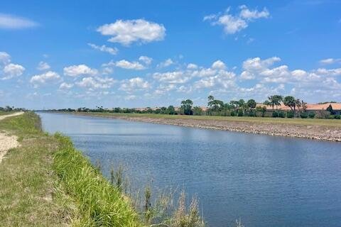 Casa en venta en Port St. Lucie, Florida, 3 dormitorios, 168.62 m2 № 2245669 - foto 7