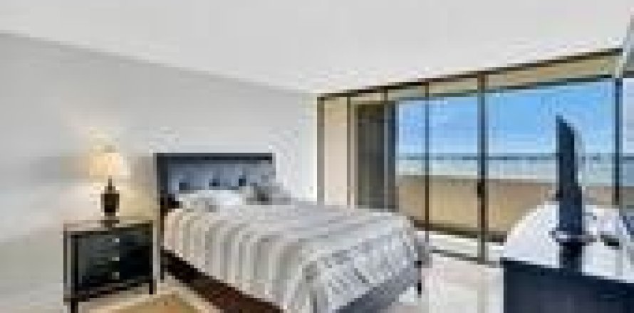 Condo in West Palm Beach, Florida, 2 bedrooms  № 1072464