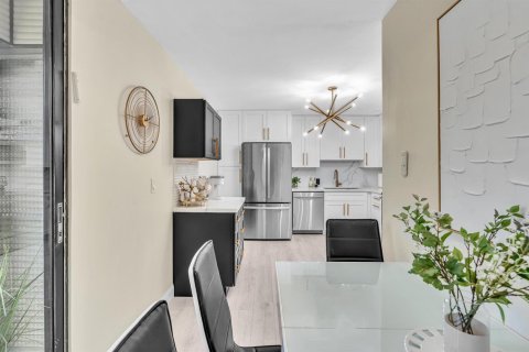 Купить кондоминиум в Холливуд, Флорида 2 комнаты, 165.83м2, № 2146226 - фото 7
