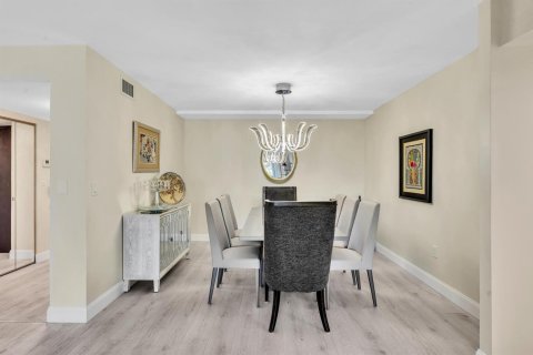 Купить кондоминиум в Холливуд, Флорида 2 комнаты, 165.83м2, № 2146226 - фото 15