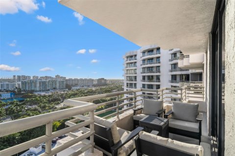 Condominio en venta en Aventura, Florida, 2 dormitorios, 118.08 m2 № 1993521 - foto 28