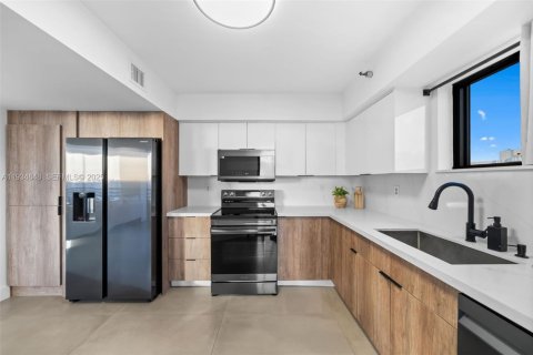 Condominio en venta en Aventura, Florida, 2 dormitorios, 118.08 m2 № 1993521 - foto 14