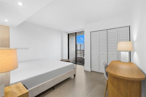 Condominio en venta en Aventura, Florida, 2 dormitorios, 118.08 m2 № 1993521 - foto 21