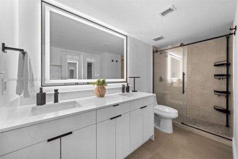 Condominio en venta en Aventura, Florida, 2 dormitorios, 118.08 m2 № 1993521 - foto 19