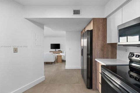 Condominio en venta en Aventura, Florida, 2 dormitorios, 118.08 m2 № 1993521 - foto 15