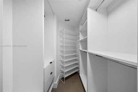 Condominio en venta en Aventura, Florida, 2 dormitorios, 118.08 m2 № 1993521 - foto 20