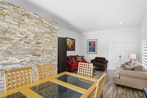 Villa ou maison à vendre à Weston, Floride: 3 chambres, 151.52 m2 № 2029161 - photo 20