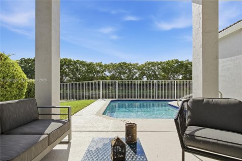 Villa ou maison à vendre à Weston, Floride: 3 chambres, 151.52 m2 № 2029161 - photo 9