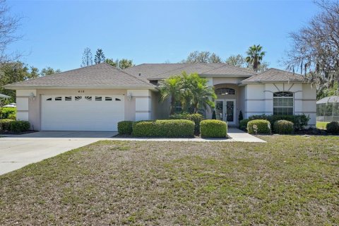 House in Bradenton, Florida 4 bedrooms, 196.95 sq.m. № 1724232 - photo 1