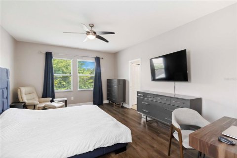 Casa en venta en Sarasota, Florida, 4 dormitorios, 241.92 m2 № 1835123 - foto 28