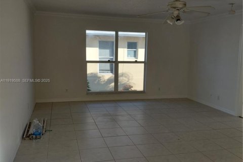 Copropriété à louer à North Palm Beach, Floride: 1 chambre, 63.55 m2 № 1983809 - photo 12