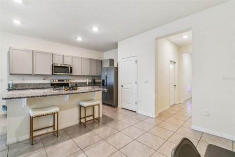 Adosado en venta en Wesley Chapel, Florida, 3 dormitorios, 155.43 m2 № 1919183 - foto 9