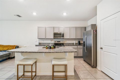 Adosado en venta en Wesley Chapel, Florida, 3 dormitorios, 155.43 m2 № 1919183 - foto 11