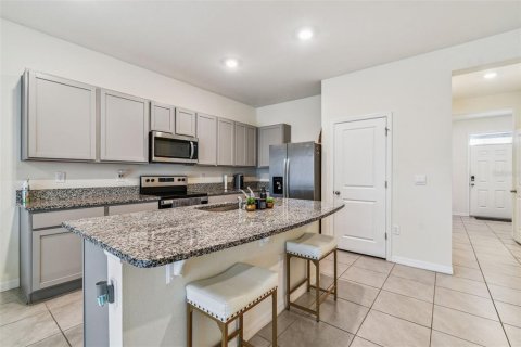 Adosado en venta en Wesley Chapel, Florida, 3 dormitorios, 155.43 m2 № 1919183 - foto 10