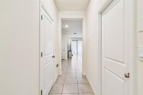 Adosado en venta en Wesley Chapel, Florida, 3 dormitorios, 155.43 m2 № 1919183 - foto 6