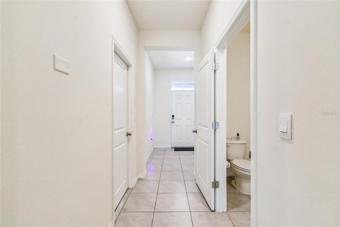 Adosado en venta en Wesley Chapel, Florida, 3 dormitorios, 155.43 m2 № 1919183 - foto 4