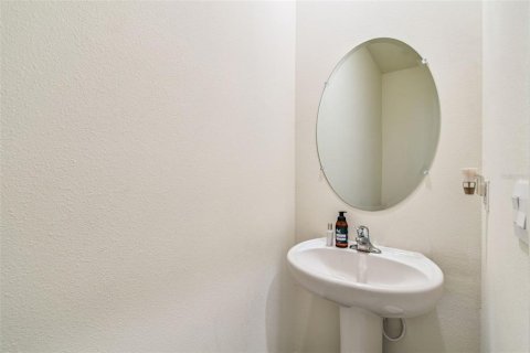 Adosado en venta en Wesley Chapel, Florida, 3 dormitorios, 155.43 m2 № 1919183 - foto 5