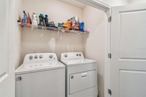 Adosado en venta en Wesley Chapel, Florida, 3 dormitorios, 155.43 m2 № 1919183 - foto 20