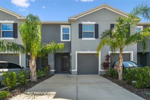 Adosado en venta en Wesley Chapel, Florida, 3 dormitorios, 155.43 m2 № 1919183 - foto 1