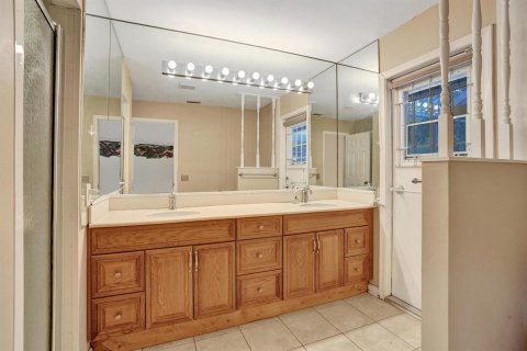 House in Coral Springs, Florida 4 bedrooms, 226.59 sq.m. № 2191696 - photo 22