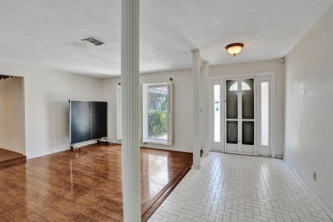 House in Coral Springs, Florida 4 bedrooms, 226.59 sq.m. № 2191696 - photo 4
