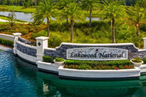 LAKEWOOD NATIONAL sobre plano en Bradenton, Florida № 68856 - foto 1