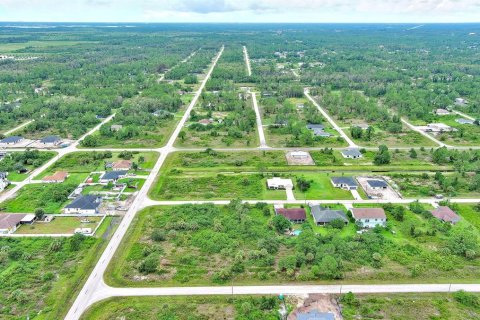 Terreno en venta en Lehigh Acres, Florida № 2164321 - foto 14