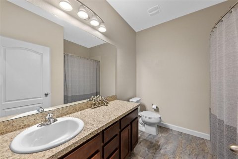House in Orange City, Florida 4 bedrooms, 187.85 sq.m. № 1855581 - photo 24