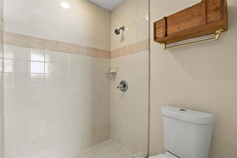 Купить виллу или дом в Окои, Флорида 9 комнат, 156.63м2, № 2423668 - фото 21