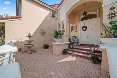Купить виллу или дом в Холливуд, Флорида 5 спален, 269.04м2, № 2028842 - фото 13