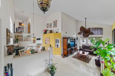 Купить виллу или дом в Холливуд, Флорида 5 спален, 269.04м2, № 2028842 - фото 14