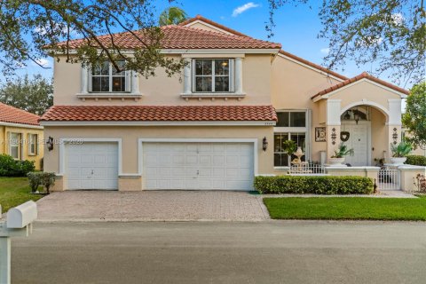 Купить виллу или дом в Холливуд, Флорида 5 спален, 269.04м2, № 2028842 - фото 3