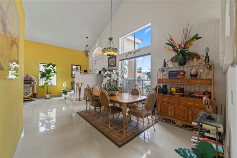 Купить виллу или дом в Холливуд, Флорида 5 спален, 269.04м2, № 2028842 - фото 18