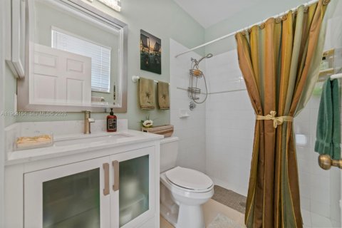 Купить виллу или дом в Холливуд, Флорида 5 спален, 269.04м2, № 2028842 - фото 25