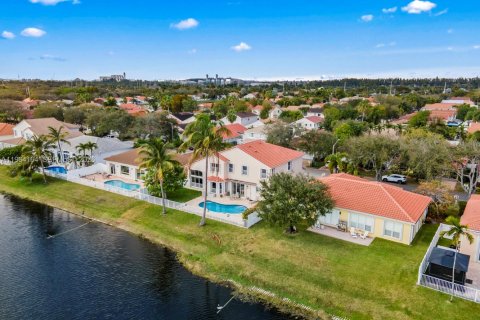 Купить виллу или дом в Холливуд, Флорида 5 спален, 269.04м2, № 2028842 - фото 5