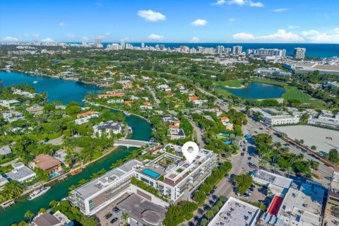 Купить кондоминиум в Майами-Бич, Флорида 3 спальни, 162.11м2, № 2042916 - фото 30
