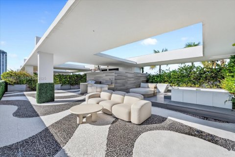 Купить кондоминиум в Майами-Бич, Флорида 3 спальни, 162.11м2, № 2042916 - фото 19