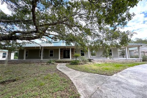 House in Arcadia, Florida 5 bedrooms, 465.44 sq.m. № 1812626 - photo 1