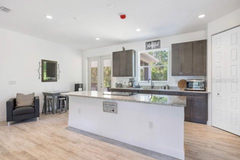 Casa en venta en Malabar, Florida, 3 dormitorios, 167.22 m2 № 1680442 - foto 9