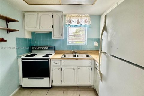Casa en venta en Sunrise, Florida, 1 dormitorio, 61.97 m2 № 1860119 - foto 4