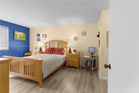 Condominio en venta en Miami, Florida, 2 dormitorios, 93.92 m2 № 2012727 - foto 2