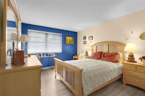 Condominio en venta en Miami, Florida, 2 dormitorios, 93.92 m2 № 2012727 - foto 3