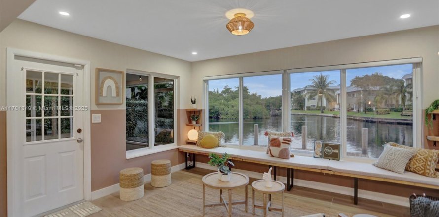 Casa en Wilton Manors, Florida 3 dormitorios, 136.01 m2 № 1696187